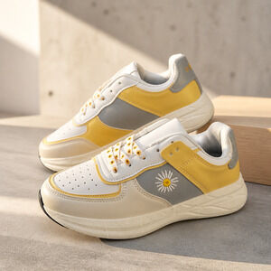 NWOB Women's Lace-up Sneakers size EU38 US 7-7.5